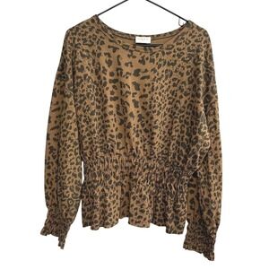 Hailey & Co‎ Leopard Smocked Blouse S Chic Boho Effortless Casual Modern Vintage
